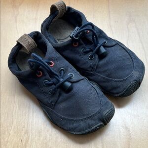 🌱Wildling Shoes Tanuki Navy 8.5 Toddler
